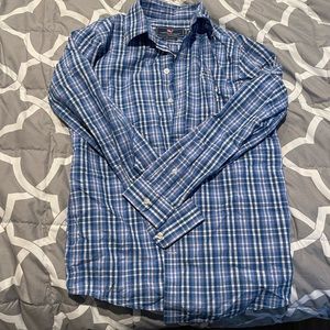 Vineyard Vines ~ Beautiful plaid ~ button down dress shirt